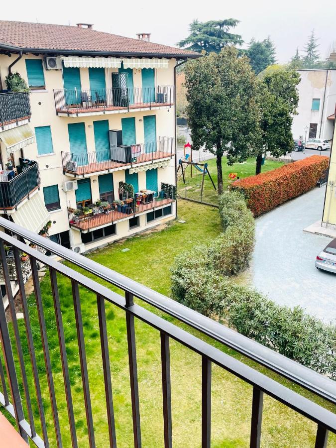 Appartamento Giallo Peschiera del Garda Exterior photo