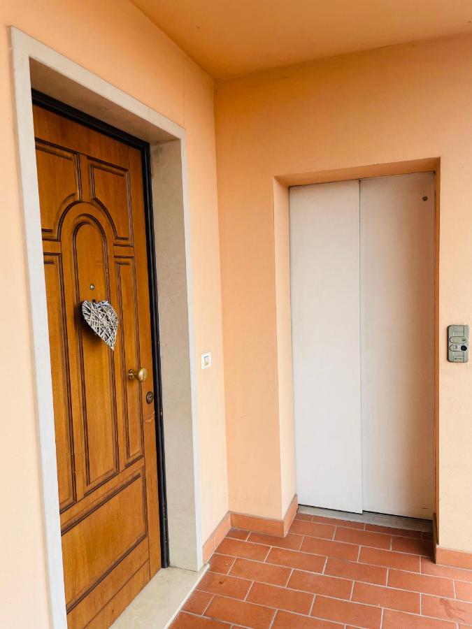 Appartamento Giallo Peschiera del Garda Exterior photo
